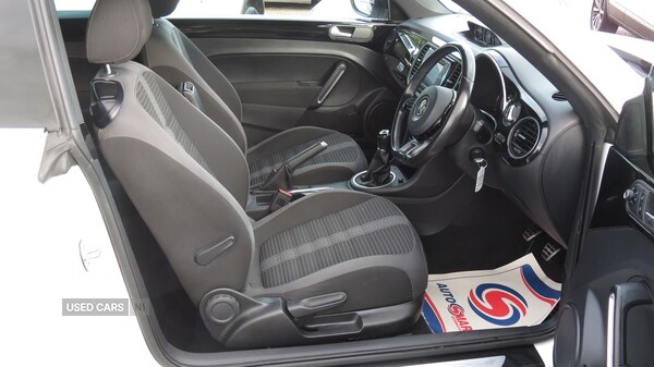 Used Volkswagen Beetle 2016 for sale - 76201976: Photo 8