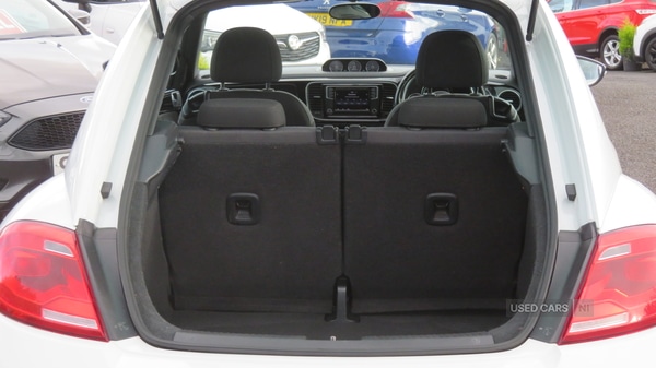 Used Volkswagen Beetle 2016 for sale - 76201976: Photo 9