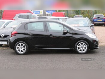 Used Peugeot 208 2017 for sale - 78276923: Photo