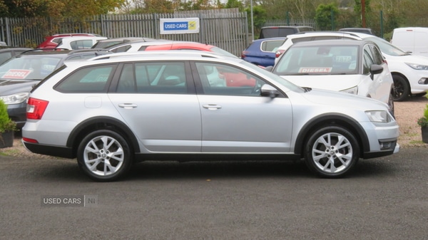 Used Skoda Octavia 2017 for sale - 76378381: Photo 2