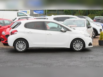 Used Peugeot 208 2018 for sale - 79374975: Photo