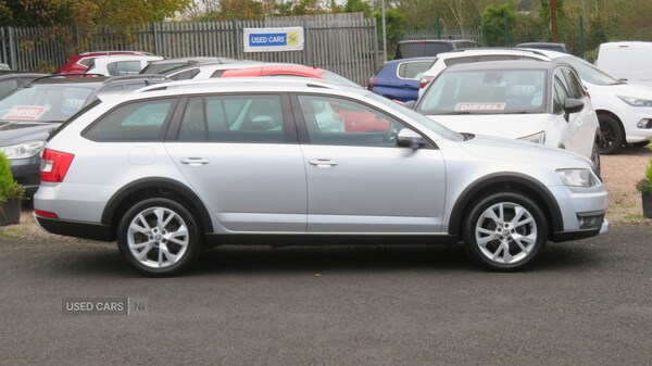 Used Skoda Octavia 2017 for sale - 76240396: Photo 2