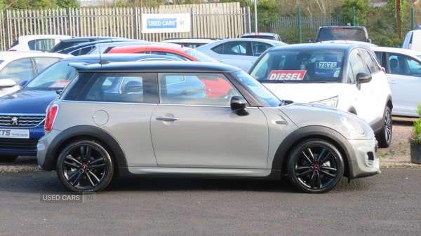 Used MINI Hatch 2015 for sale - 76586127: Photo 2