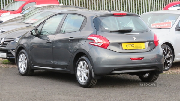 Used Peugeot 208 2014 for sale - 77982801: Photo 6