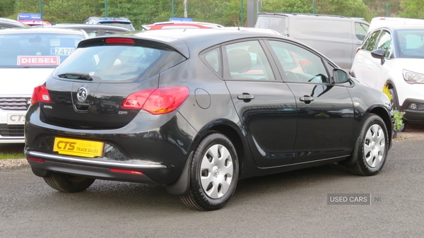 Used Vauxhall Astra 2013 for sale - 77230988: Photo 3