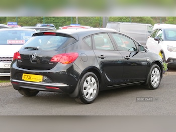 Used Vauxhall Astra 2013 for sale - 77230988: Photo