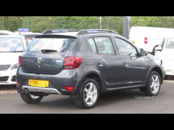 Used Dacia Sandero Stepway 2018 for sale - 74823409: Photo