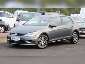 Used Volkswagen Golf 2017 for sale - 76123152: Photo