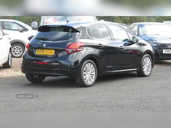 Used Peugeot 208 2018 for sale - 75494523: Photo