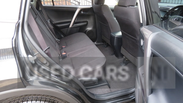 Used Toyota RAV4 2016 for sale - 77825424: Photo 8