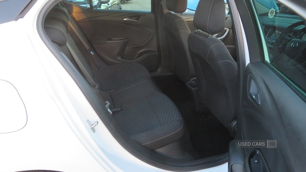 Used Vauxhall Astra 2018 for sale - 77738873: Photo 16