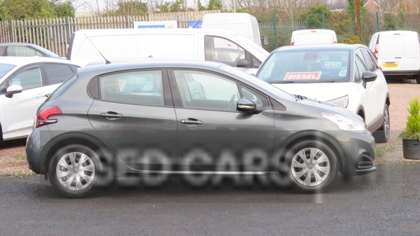 Used Peugeot 208 2023 for sale - 77484746: Photo 2