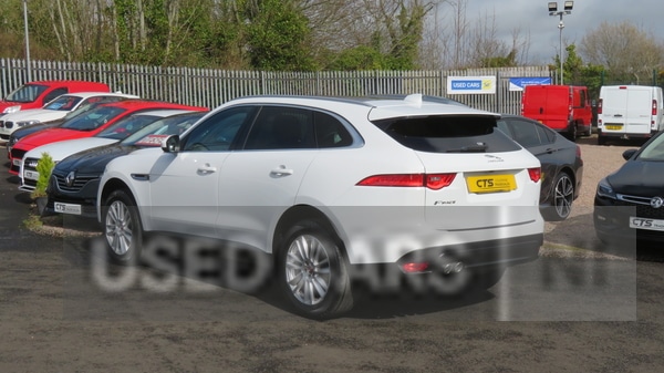 Used Jaguar F-Pace 2017 for sale - 78101987: Photo 6