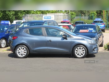 Used Renault Clio 2023 for sale - 75364536: Photo