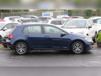 Used Volkswagen Golf 2017 for sale - 77041309: Photo