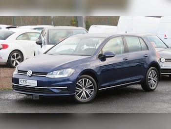 Used Volkswagen Golf 2017 for sale - 77041309: Photo