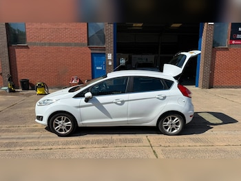 Used Ford Fiesta 2015 for sale - 79522485: Photo