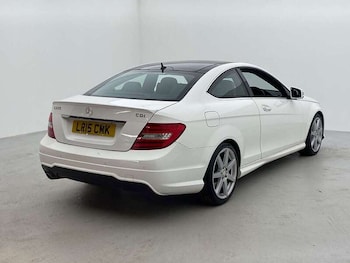 Used Mercedes-Benz C Class 2015 for sale - 78714146: Photo