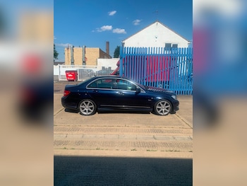 Used Mercedes-Benz C Class 2012 for sale - 79522451: Photo