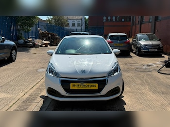 Used Peugeot 208 2017 for sale - 79522479: Photo