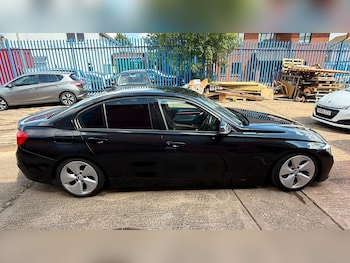 Used BMW 3 Series 2015 for sale - 79522472: Photo