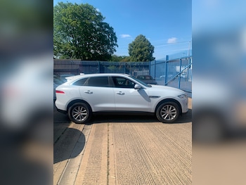 Used Jaguar F-Pace 2017 for sale - 79522461: Photo