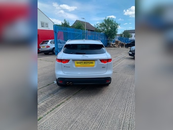 Used Jaguar F-Pace 2017 for sale - 79522461: Photo