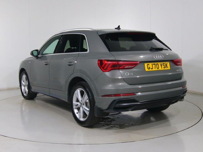 Used Audi Q3 2020 for sale - 76981767: Photo 2