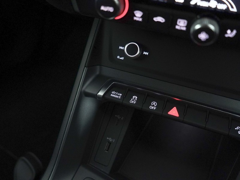 Used Audi Q3 2020 for sale - 76981767: Photo 29