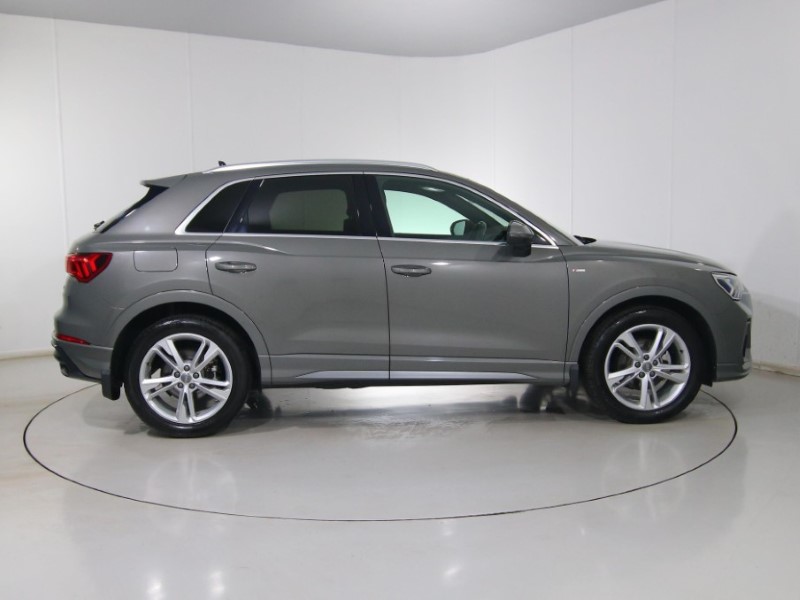 Used Audi Q3 2020 for sale - 76981767: Photo 3