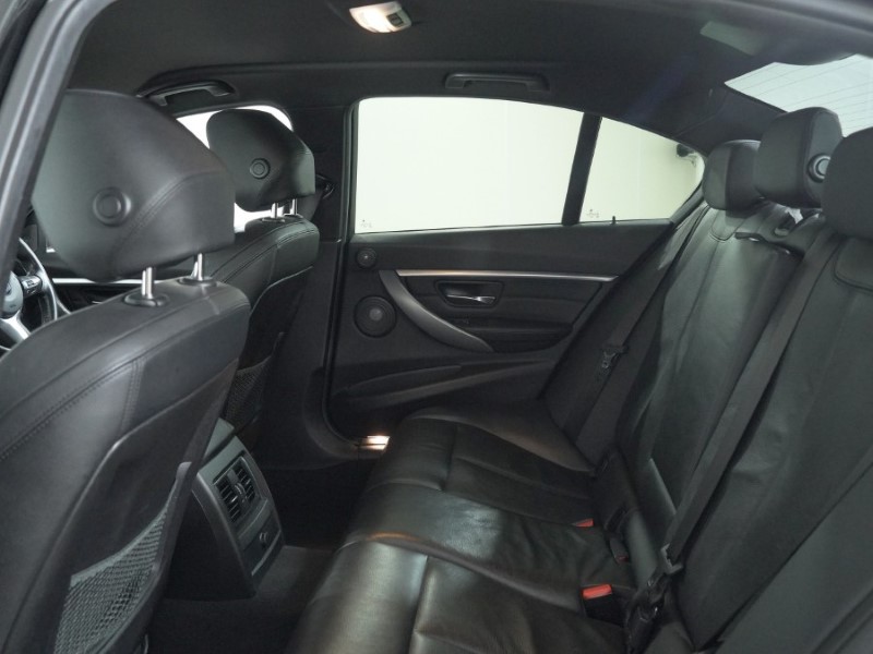 Used BMW 3 Series 2018 for sale - 77391853: Photo 12