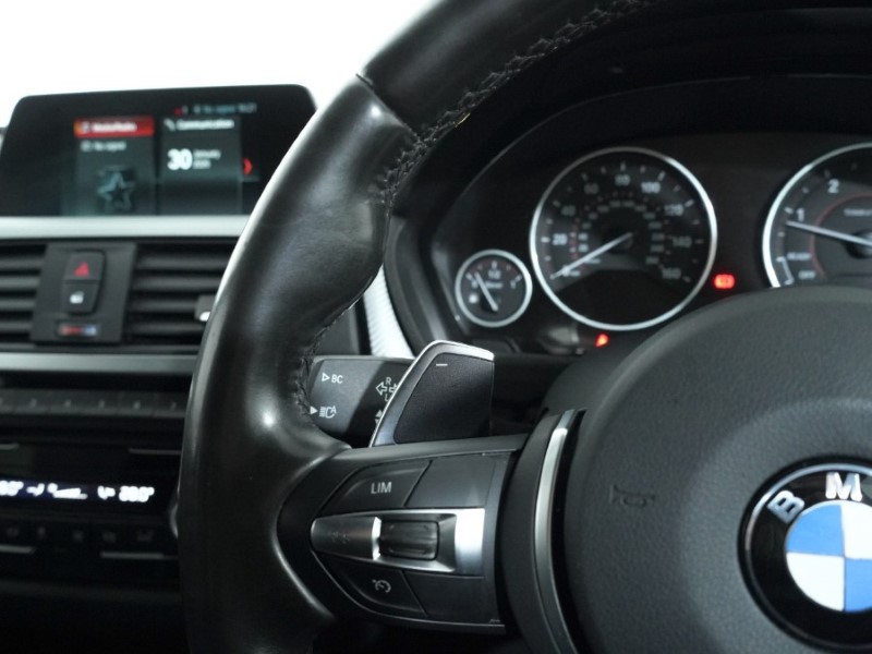 Used BMW 3 Series 2018 for sale - 77391853: Photo 34