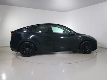 Used Tesla Model Y 2023 for sale - 76982346: Photo