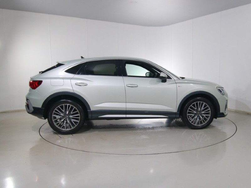 Used Audi Q3 2021 for sale - 77207074: Photo 3