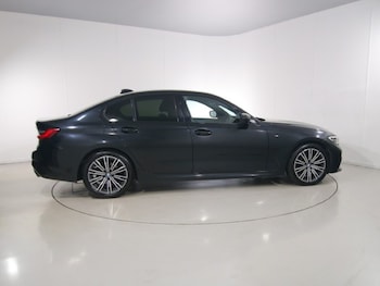 Used BMW 3 Series 2019 for sale - 79232141: Photo