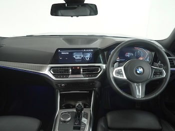 Used BMW 3 Series 2019 for sale - 79232141: Photo