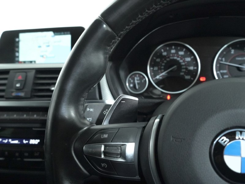 Used BMW 3 Series 2017 for sale - 77381079: Photo 34