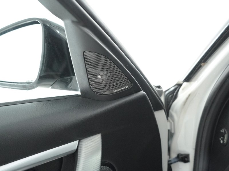 Used BMW 3 Series 2017 for sale - 77381079: Photo 42