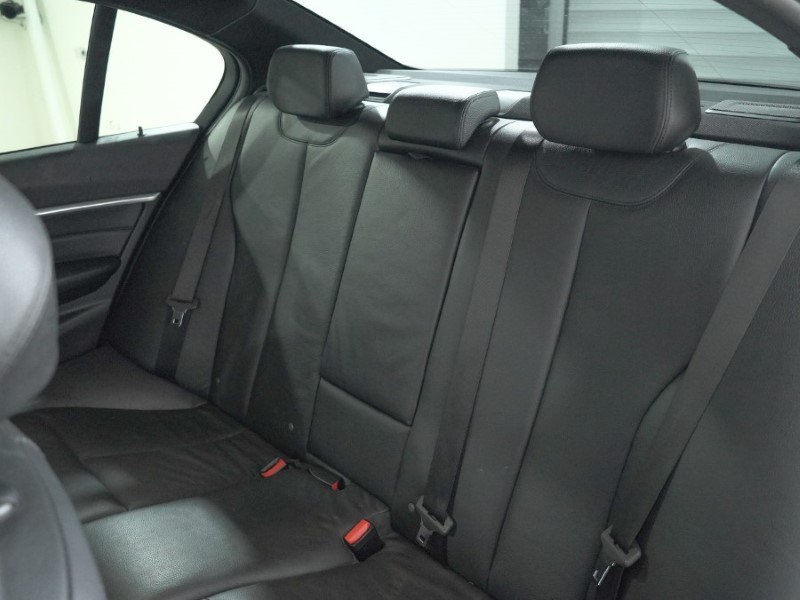 Used BMW 3 Series 2017 for sale - 77381079: Photo 43