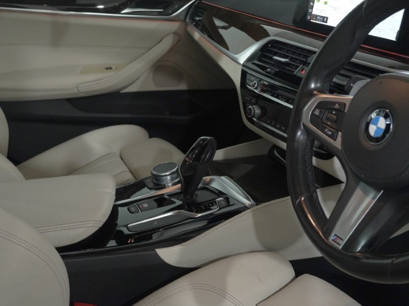 Used BMW 5 Series 2018 for sale - 77336032: Photo 10