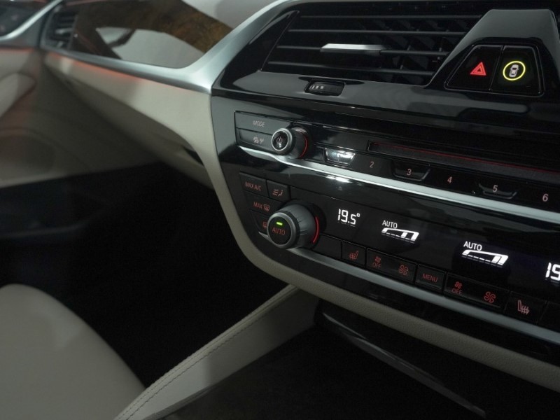 Used BMW 5 Series 2018 for sale - 77336032: Photo 30