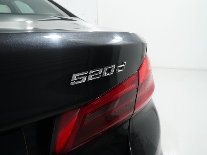 Used BMW 5 Series 2018 for sale - 77336032: Photo 46