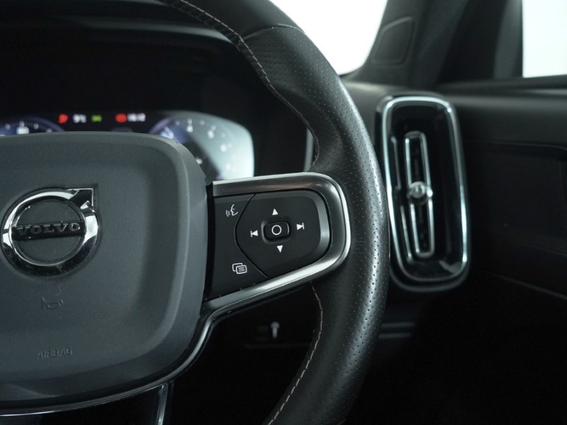 Used Volvo XC40 2020 for sale - 76983952: Photo 19