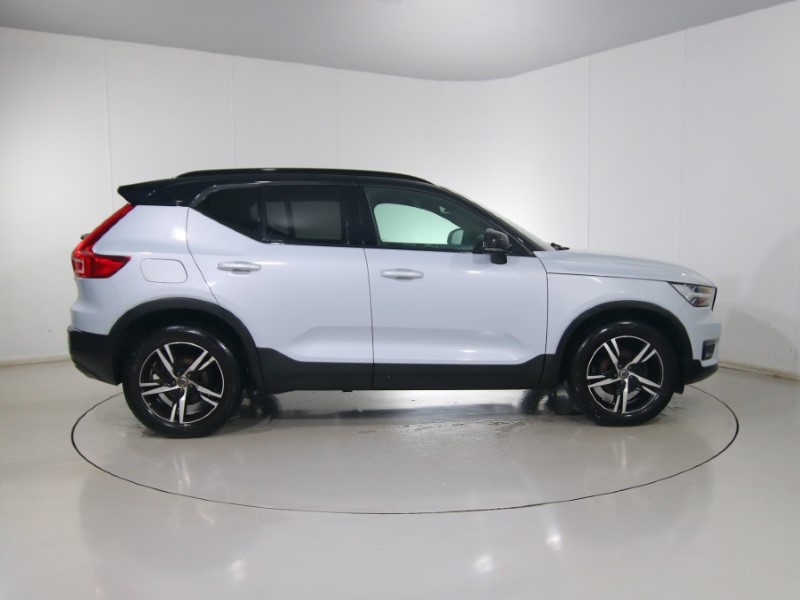 Used Volvo XC40 2020 for sale - 76983952: Photo 3