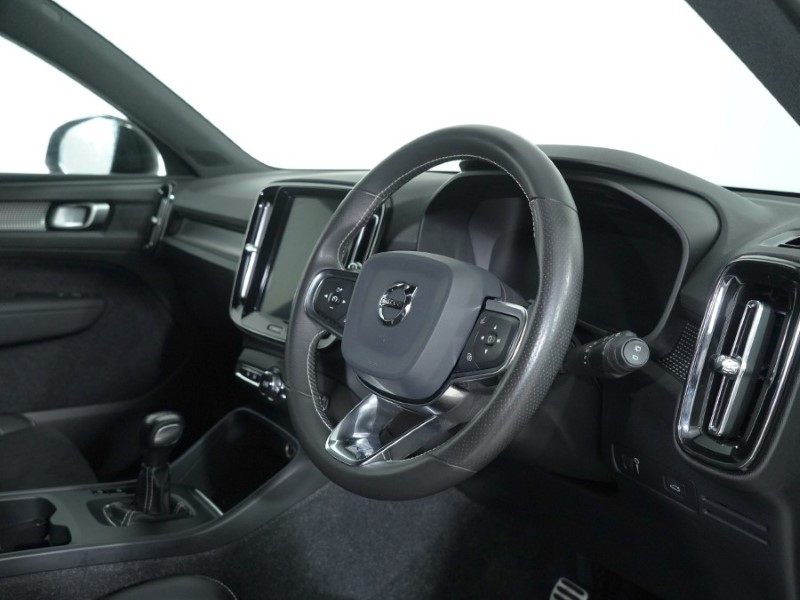 Used Volvo XC40 2020 for sale - 76983952: Photo 6