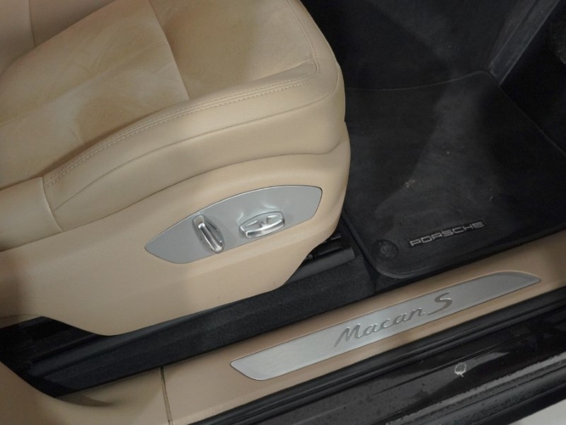 Used Porsche Macan 2020 for sale - 78092995: Photo 19