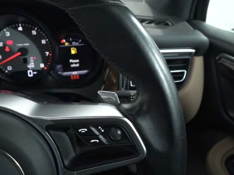 Used Porsche Macan 2020 for sale - 78092995: Photo 36