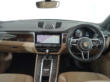 Used Porsche Macan 2020 for sale - 78092995: Photo