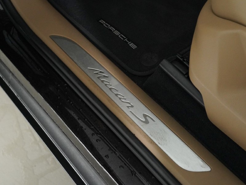 Used Porsche Macan 2020 for sale - 78092995: Photo 50