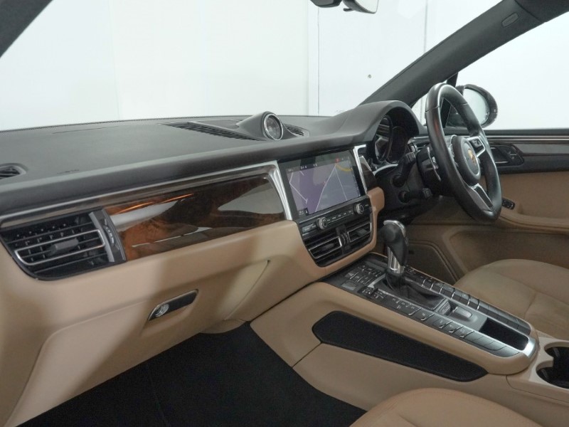 Used Porsche Macan 2020 for sale - 78092995: Photo 7